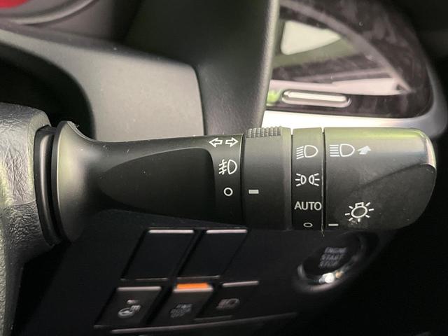 ヴェルファイア ２．５Ｚ　Ｇエディション　モデリスタエアロ　純正１０型ナビ　後席モニター　バックカメラ　両側電動ドア　衝突軽減装置　レーダークルーズ　ＢＳＭ　シートベンチレーション　純正１８インチＡＷ　コーナーセンサー　３眼ＬＥＤヘッド（44枚目）