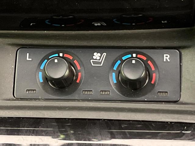 ヴェルファイア ２．５Ｚ　Ｇエディション　モデリスタエアロ　純正１０型ナビ　後席モニター　バックカメラ　両側電動ドア　衝突軽減装置　レーダークルーズ　ＢＳＭ　シートベンチレーション　純正１８インチＡＷ　コーナーセンサー　３眼ＬＥＤヘッド（49枚目）