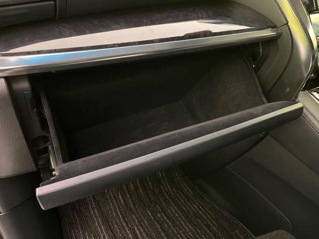 ヴェルファイア ２．５Ｚ　Ｇエディション　モデリスタエアロ　純正１０型ナビ　後席モニター　バックカメラ　両側電動ドア　衝突軽減装置　レーダークルーズ　ＢＳＭ　シートベンチレーション　純正１８インチＡＷ　コーナーセンサー　３眼ＬＥＤヘッド（62枚目）