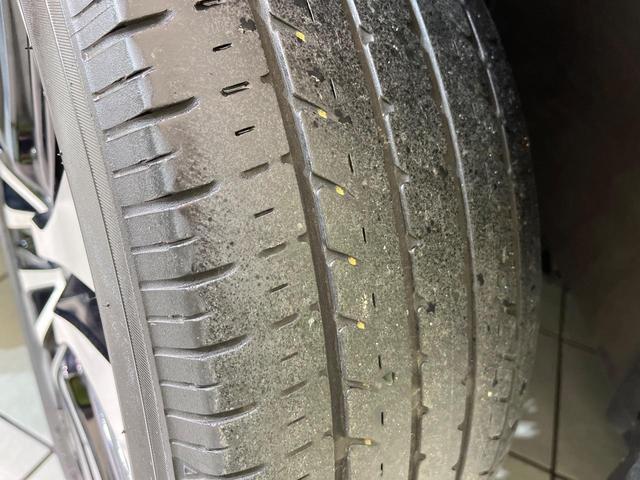 ヴェルファイア ２．５Ｚ　Ｇエディション　モデリスタエアロ　純正１０型ナビ　後席モニター　バックカメラ　両側電動ドア　衝突軽減装置　レーダークルーズ　ＢＳＭ　シートベンチレーション　純正１８インチＡＷ　コーナーセンサー　３眼ＬＥＤヘッド（78枚目）