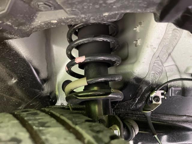 ハスラー Ｇ　ナビ　バックカメラ　衝突軽減装置　シートヒーター　スマートキー　ＨＩＤヘッド　ＥＴＣ　オートライト　オートエアコン　誤発進抑制機能　Ｂｌｕｅｔｏｏｔｈ再生　シートバックテーブル　プライバシーガラス（20枚目）