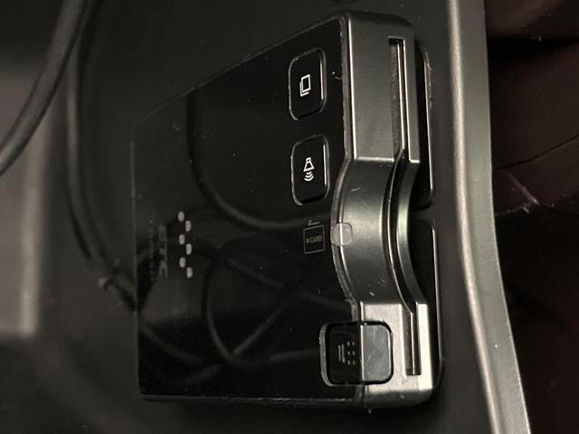 Ｎ－ＷＧＮカスタム Ｇ・ターボパッケージ　ナビ　バックカメラ　衝突軽減装置　ハーフレザーシート　スマートキー　ＨＩＤヘッド　ＥＴＣ　クルコン　オートライト　オートエアコン　純正１５インチＡＷ　Ｂｌｕｅｔｏｏｔｈ再生　ＣＤ／ＤＶＤ再生　フルセグ（7枚目）