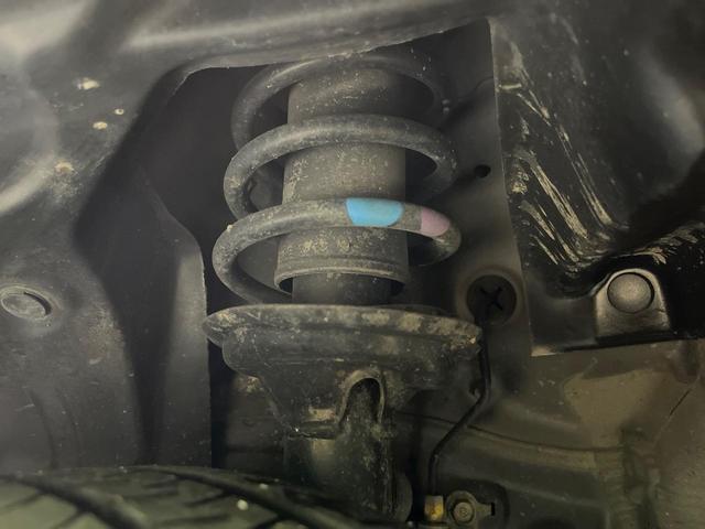 Ｎ－ＷＧＮカスタム Ｇ・ターボパッケージ　ナビ　バックカメラ　衝突軽減装置　ハーフレザーシート　スマートキー　ＨＩＤヘッド　ＥＴＣ　クルコン　オートライト　オートエアコン　純正１５インチＡＷ　Ｂｌｕｅｔｏｏｔｈ再生　ＣＤ／ＤＶＤ再生　フルセグ（20枚目）