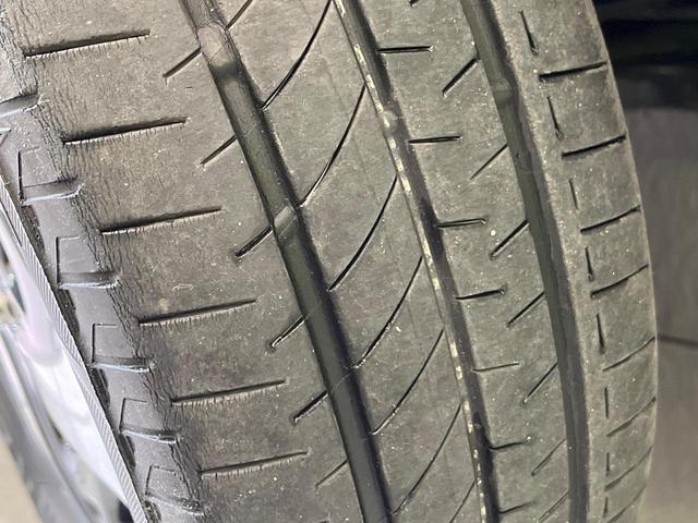 Ｎ－ＷＧＮカスタム Ｇ・ターボパッケージ　ナビ　バックカメラ　衝突軽減装置　ハーフレザーシート　スマートキー　ＨＩＤヘッド　ＥＴＣ　クルコン　オートライト　オートエアコン　純正１５インチＡＷ　Ｂｌｕｅｔｏｏｔｈ再生　ＣＤ／ＤＶＤ再生　フルセグ（29枚目）