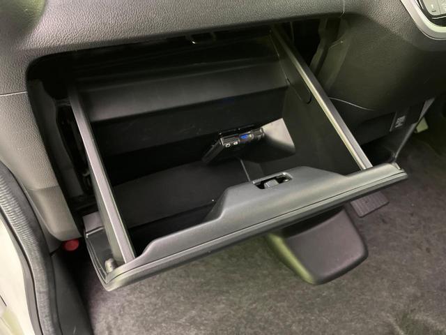 N-BOXカスタム G ターボSSパッケージ 両側電動ドア 8型ナビ バックカメラ 衝突軽減装置 シートヒーター スマートキー HIDヘッド ETC クルコン オートライト オートエアコン 純正15インチAW Bluetooth再生 フォグ(44枚目)