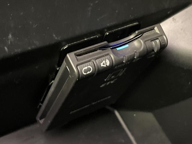 N-BOXカスタム G ターボSSパッケージ 両側電動ドア 8型ナビ バックカメラ 衝突軽減装置 シートヒーター スマートキー HIDヘッド ETC クルコン オートライト オートエアコン 純正15インチAW Bluetooth再生 フォグ(45枚目)