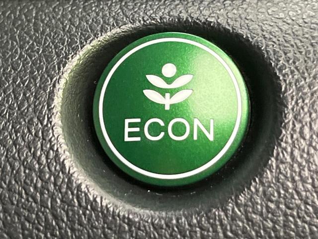 N-BOXカスタム G ターボSSパッケージ 両側電動ドア 8型ナビ バックカメラ 衝突軽減装置 シートヒーター スマートキー HIDヘッド ETC クルコン オートライト オートエアコン 純正15インチAW Bluetooth再生 フォグ(49枚目)