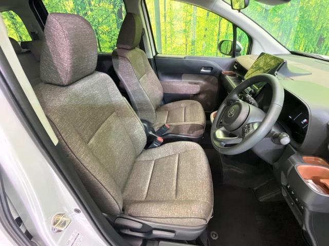 シエンタ ハイブリッドZ 両側電動ドア 純正10.5型ナビ 全周囲カメラ 衝突軽減装置 レーダークルーズ コーナーセンサー スマートキー LEDヘッド ETC オートハイビーム オートエアコン Bluetooth フルセグ(9枚目)