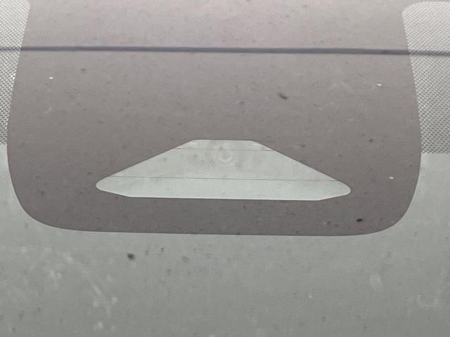 シエンタ ハイブリッドZ 両側電動ドア 純正10.5型ナビ 全周囲カメラ 衝突軽減装置 レーダークルーズ コーナーセンサー スマートキー LEDヘッド ETC オートハイビーム オートエアコン Bluetooth フルセグ(22枚目)