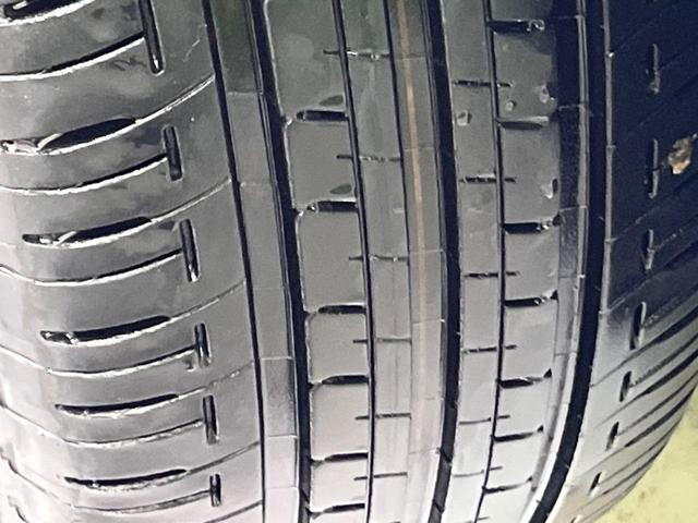 シエンタ ハイブリッドZ 両側電動ドア 純正10.5型ナビ 全周囲カメラ 衝突軽減装置 レーダークルーズ コーナーセンサー スマートキー LEDヘッド ETC オートハイビーム オートエアコン Bluetooth フルセグ(28枚目)