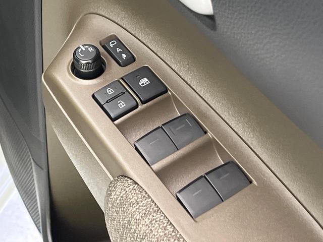 シエンタ ハイブリッドZ 両側電動ドア 純正10.5型ナビ 全周囲カメラ 衝突軽減装置 レーダークルーズ コーナーセンサー スマートキー LEDヘッド ETC オートハイビーム オートエアコン Bluetooth フルセグ(34枚目)