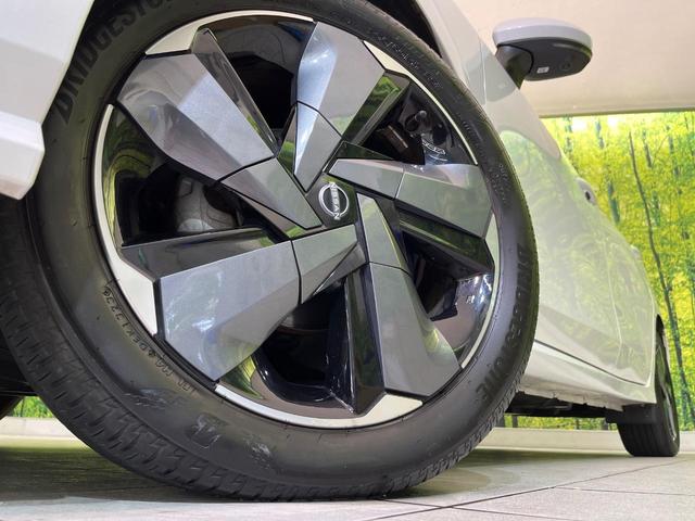 オーラ G ナビ バックカメラ 衝突軽減 コーナーセンサー スマートキー デジタルインナーミラー LEDヘッド ETC オートライト 車線逸脱警報 オートエアコン 純正17インチAW Bluetooth フルセグ(13枚目)