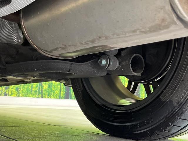 ノート メダリスト エマージェンシーブレーキパッケージ 純正ナビ 全周囲カメラ 衝突軽減 ハーフレザーシート コーナーセンサー スマートキー ETC オートライト オートエアコン Bluetooth CD/DVD再生 フルセグ レーンアシスト ドアバイザー(20枚目)