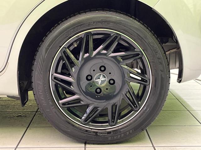 ノート メダリスト エマージェンシーブレーキパッケージ 純正ナビ 全周囲カメラ 衝突軽減 ハーフレザーシート コーナーセンサー スマートキー ETC オートライト オートエアコン Bluetooth CD/DVD再生 フルセグ レーンアシスト ドアバイザー(27枚目)