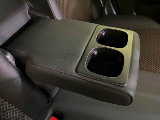 ノート メダリスト エマージェンシーブレーキパッケージ 純正ナビ 全周囲カメラ 衝突軽減 ハーフレザーシート コーナーセンサー スマートキー ETC オートライト オートエアコン Bluetooth CD/DVD再生 フルセグ レーンアシスト ドアバイザー(33枚目)