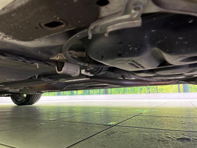 ノート メダリスト エマージェンシーブレーキパッケージ 純正ナビ 全周囲カメラ 衝突軽減 ハーフレザーシート コーナーセンサー スマートキー ETC オートライト オートエアコン Bluetooth CD/DVD再生 フルセグ レーンアシスト ドアバイザー(36枚目)