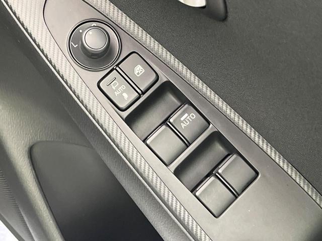 MAZDA2 15S スマートエディション 純正8型ナビ 全周囲カメラ 衝突軽減 コーナーセンサー ブラインドスポットモニター LEDヘッド オートハイビーム 車線逸脱警報 誤発進抑制 オートライト オートエアコン Bluetooth(34枚目)