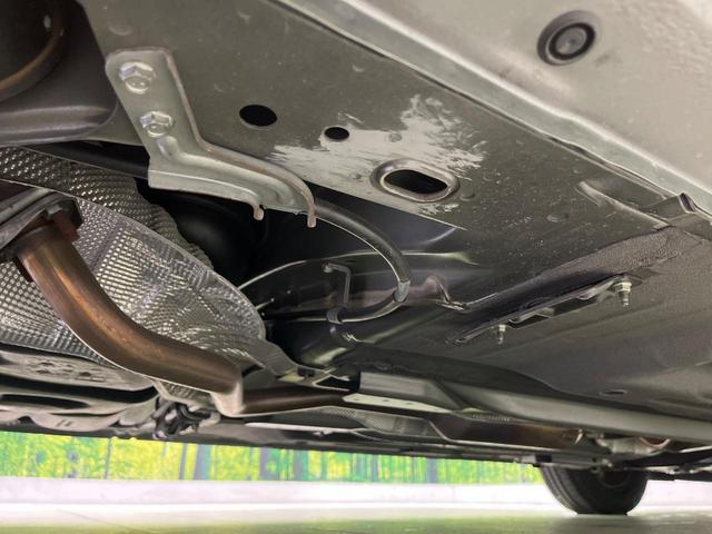 ノート Ｘ　衝突軽減　コーナーセンサー　オートハイビーム　車線逸脱警報　誤発進抑制　スマートキー　ＥＴＣ　純正オーディオ　シートリフター　横滑り防止　ドアバイザー　アイドリングストップ　プライバシーガラス（22枚目）