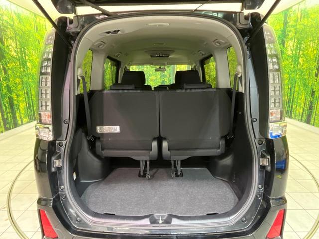 ヴォクシー ZS 両側電動ドア BIGX10型ナビ 後席モニター バックカメラ 衝突軽減装置 スマートキー LEDヘッド ETC オートライト 車線逸脱警報 デュアルエアコン 純正16インチAW Bluetooth再生(43枚目)