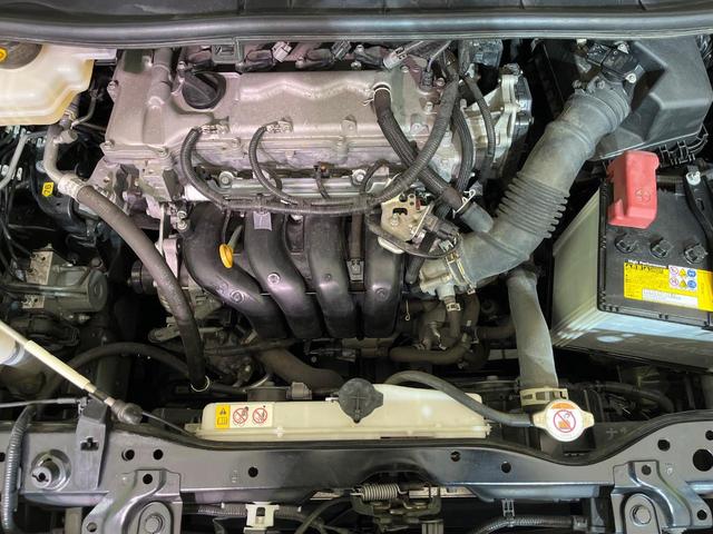 ヴォクシー ZS 煌II 後席モニター 純正9型ナビ 両側電動ドア 衝突軽減 バックカメラ クルコン コーナーセンサー LEDヘッド ETC リアオートエアコン オートハイビーム 車線逸脱警報 オートライト 純正16インチAW(19枚目)