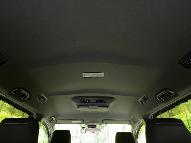 ヴォクシー ZS 煌II 後席モニター 純正9型ナビ 両側電動ドア 衝突軽減 バックカメラ クルコン コーナーセンサー LEDヘッド ETC リアオートエアコン オートハイビーム 車線逸脱警報 オートライト 純正16インチAW(44枚目)