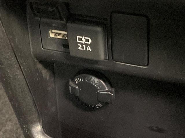 ヴォクシー ZS 煌II 後席モニター 純正9型ナビ 両側電動ドア 衝突軽減 バックカメラ クルコン コーナーセンサー LEDヘッド ETC リアオートエアコン オートハイビーム 車線逸脱警報 オートライト 純正16インチAW(50枚目)