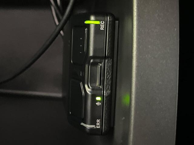 フリードハイブリッド ハイブリッド・Gホンダセンシング 両側電動ドア 純正9型ナビ バックカメラ アダプティブクルーズ スマートキー ハーフレザーシート ETC 車線逸脱警報 オートライト オートエアコン 純正15インチAW 革巻きステアリング(39枚目)