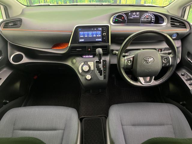 シエンタ ハイブリッドG 両側電動ドア 純正ナビ 後席モニター バックカメラ 衝突軽減装置 スマートキー LEDヘッド シートヒーター ETC オートハイビーム オートエアコン 純正16インチAW 車線逸脱警報 革巻きハンドル(2枚目)