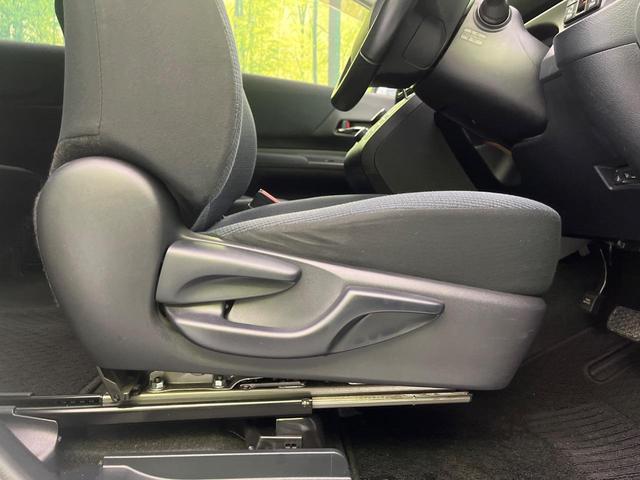 シエンタ ハイブリッドG 両側電動ドア 純正ナビ 後席モニター バックカメラ 衝突軽減装置 スマートキー LEDヘッド シートヒーター ETC オートハイビーム オートエアコン 純正16インチAW 車線逸脱警報 革巻きハンドル(49枚目)