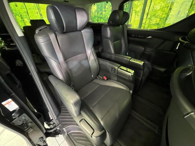 アルファード 2.5S Cパッケージ モデリスタエアロ 純正10型ナビ 後席モニター バックカメラ 両側電動ドア 衝突軽減 レーダークルーズ BSM パワーシート 電動リアゲート 合皮シート シートベンチレーション 3眼LEDヘッド(9枚目)