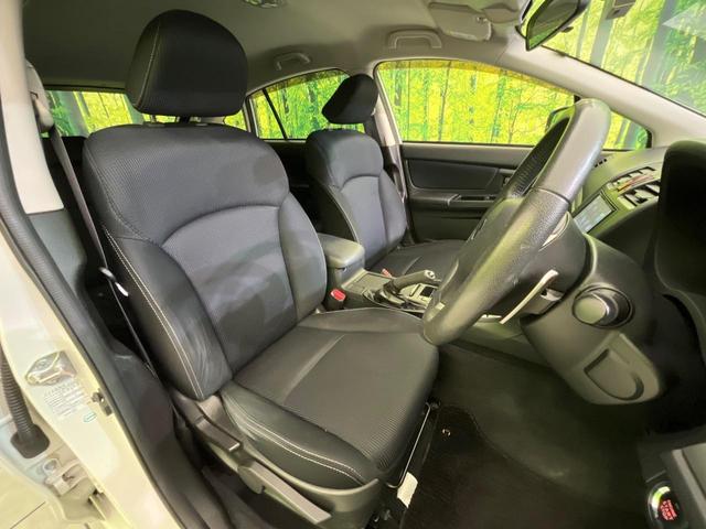 インプレッサスポーツ ２．０ｉアイサイト　ナビ　バックカメラ　レーダークルーズ　スマートキー　ＨＩＤヘッド　ＥＴＣ　誤発進抑制機能　車線逸脱警報　先行車発進告知機能　オートライト　デュアルオートエアコン　純正１６インチＡＷ　パドルシフト（8枚目）