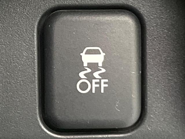 インプレッサスポーツ ２．０ｉアイサイト　ナビ　バックカメラ　レーダークルーズ　スマートキー　ＨＩＤヘッド　ＥＴＣ　誤発進抑制機能　車線逸脱警報　先行車発進告知機能　オートライト　デュアルオートエアコン　純正１６インチＡＷ　パドルシフト（33枚目）