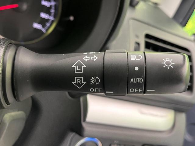 インプレッサスポーツ ２．０ｉアイサイト　ナビ　バックカメラ　レーダークルーズ　スマートキー　ＨＩＤヘッド　ＥＴＣ　誤発進抑制機能　車線逸脱警報　先行車発進告知機能　オートライト　デュアルオートエアコン　純正１６インチＡＷ　パドルシフト（37枚目）