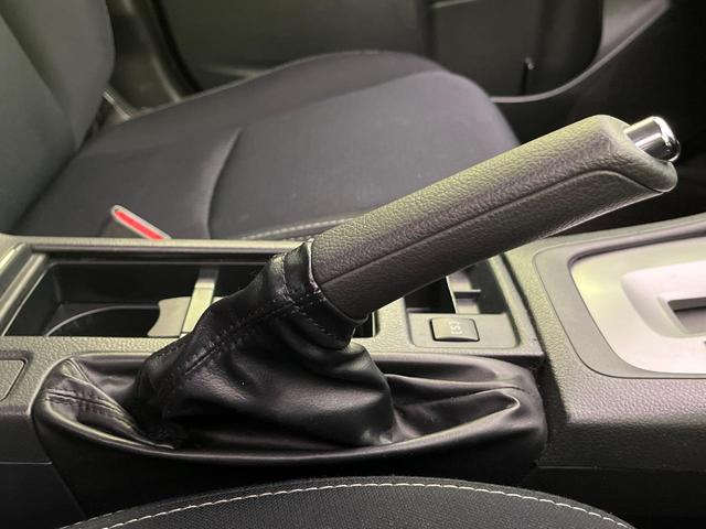 インプレッサスポーツ ２．０ｉアイサイト　ナビ　バックカメラ　レーダークルーズ　スマートキー　ＨＩＤヘッド　ＥＴＣ　誤発進抑制機能　車線逸脱警報　先行車発進告知機能　オートライト　デュアルオートエアコン　純正１６インチＡＷ　パドルシフト（46枚目）