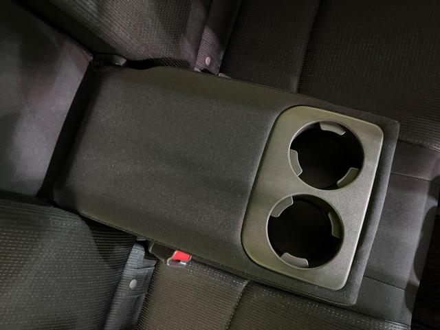 インプレッサスポーツ ２．０ｉアイサイト　ナビ　バックカメラ　レーダークルーズ　スマートキー　ＨＩＤヘッド　ＥＴＣ　誤発進抑制機能　車線逸脱警報　先行車発進告知機能　オートライト　デュアルオートエアコン　純正１６インチＡＷ　パドルシフト（61枚目）