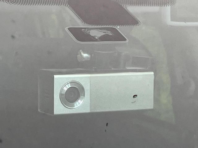 インプレッサスポーツ ２．０ｉアイサイト　ナビ　バックカメラ　レーダークルーズ　スマートキー　ＨＩＤヘッド　ＥＴＣ　誤発進抑制機能　車線逸脱警報　先行車発進告知機能　オートライト　デュアルオートエアコン　純正１６インチＡＷ　パドルシフト（66枚目）