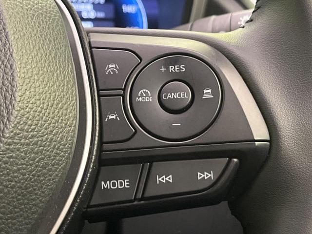 カローラクロス ハイブリッド Z ガラスルーフ 純正10.5型ナビ 全周囲カメラ 衝突軽減 レーダークルーズ BSM 電動リアゲート 半革シート パワーシート シートヒーター コーナーセンサー スマートキー パーキングアシスト(6枚目)