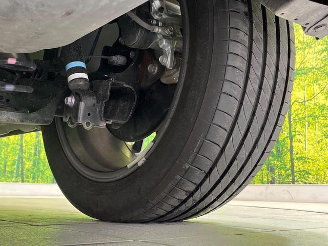 カローラクロス ハイブリッド Z ガラスルーフ 純正10.5型ナビ 全周囲カメラ 衝突軽減 レーダークルーズ BSM 電動リアゲート 半革シート パワーシート シートヒーター コーナーセンサー スマートキー パーキングアシスト(20枚目)