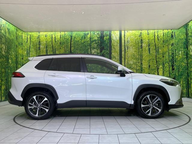 カローラクロス ハイブリッド Z ガラスルーフ 純正10.5型ナビ 全周囲カメラ 衝突軽減 レーダークルーズ BSM 電動リアゲート 半革シート パワーシート シートヒーター コーナーセンサー スマートキー パーキングアシスト(23枚目)