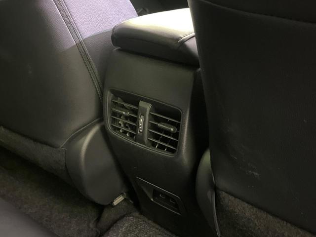 カローラクロス ハイブリッド Z ガラスルーフ 純正10.5型ナビ 全周囲カメラ 衝突軽減 レーダークルーズ BSM 電動リアゲート 半革シート パワーシート シートヒーター コーナーセンサー スマートキー パーキングアシスト(38枚目)