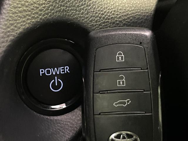 カローラクロス ハイブリッド Z ガラスルーフ 純正10.5型ナビ 全周囲カメラ 衝突軽減 レーダークルーズ BSM 電動リアゲート 半革シート パワーシート シートヒーター コーナーセンサー スマートキー パーキングアシスト(65枚目)