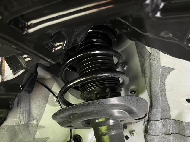 ヤリスクロス G 純正ディスプレイオーディオ バックカメラ 衝突軽減装置 レーダークルーズ 2トーンルーフ コーナーセンサー スマートキー ETC オートハイビーム 車線逸脱警報 オートエアコン 純正16インチAW(20枚目)