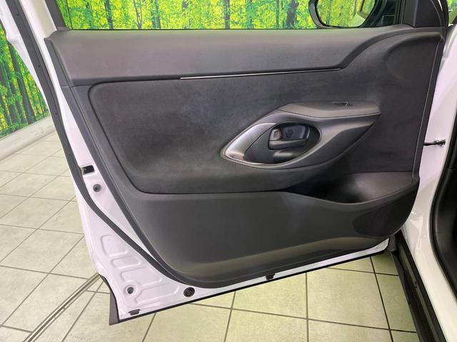 ヤリスクロス G 純正ディスプレイオーディオ バックカメラ 衝突軽減装置 レーダークルーズ 2トーンルーフ コーナーセンサー スマートキー ETC オートハイビーム 車線逸脱警報 オートエアコン 純正16インチAW(40枚目)