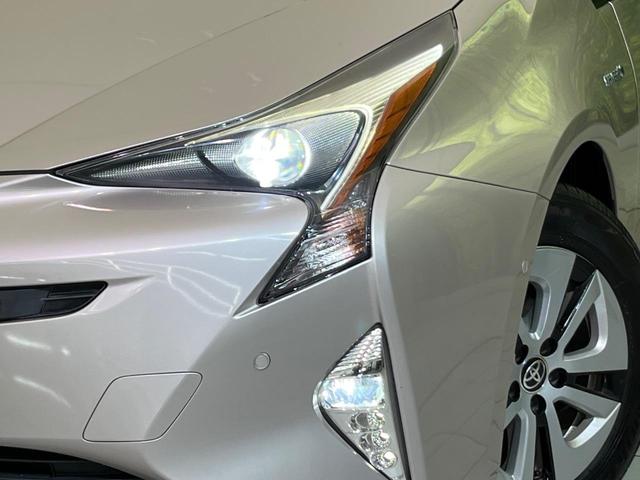 プリウス Ａ　純正ナビ　寒冷地仕様　衝突軽減　レーダークルーズ　バックカメラ　ＡＣ１００Ｖ電源　ブラインドスポットモニター　コーナーセンサー　ＬＥＤヘッド　ＬＥＤフォグ　ＥＴＣ　オートハイビーム　車線逸脱警報（12枚目）