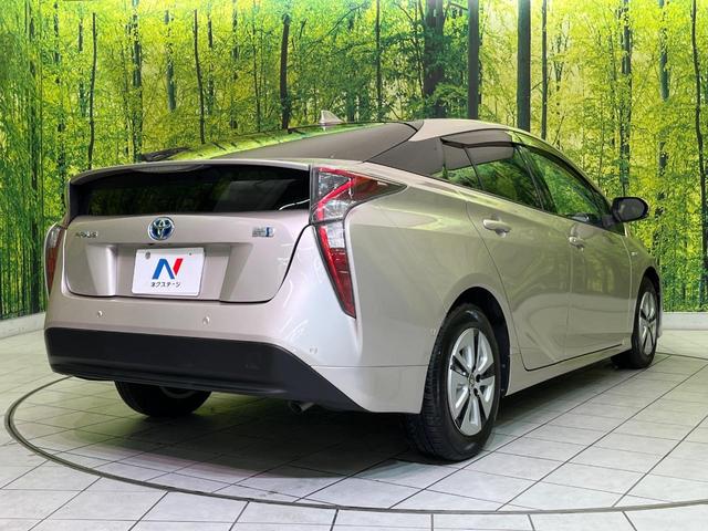 プリウス Ａ　純正ナビ　寒冷地仕様　衝突軽減　レーダークルーズ　バックカメラ　ＡＣ１００Ｖ電源　ブラインドスポットモニター　コーナーセンサー　ＬＥＤヘッド　ＬＥＤフォグ　ＥＴＣ　オートハイビーム　車線逸脱警報（17枚目）