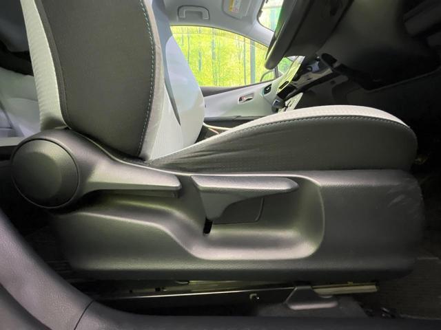 プリウス Ａ　純正ナビ　寒冷地仕様　衝突軽減　レーダークルーズ　バックカメラ　ＡＣ１００Ｖ電源　ブラインドスポットモニター　コーナーセンサー　ＬＥＤヘッド　ＬＥＤフォグ　ＥＴＣ　オートハイビーム　車線逸脱警報（63枚目）