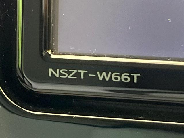 プリウス Ａ　純正ナビ　寒冷地仕様　衝突軽減　レーダークルーズ　バックカメラ　ＡＣ１００Ｖ電源　ブラインドスポットモニター　コーナーセンサー　ＬＥＤヘッド　ＬＥＤフォグ　ＥＴＣ　オートハイビーム　車線逸脱警報（68枚目）