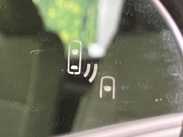 シエンタ ハイブリッドＺ　純正１０．５型ナビ　全周囲カメラ　両側電動ドア　衝突軽減　レーダークルーズ　コーナーセンサー　ブラインドスポットモニター　ＬＥＤヘッド　ＥＴＣ　オートハイビーム　車線逸脱警報　先行車発進告知機能（7枚目）