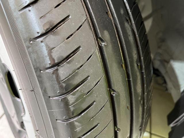 シエンタ ハイブリッドＺ　純正１０．５型ナビ　全周囲カメラ　両側電動ドア　衝突軽減　レーダークルーズ　コーナーセンサー　ブラインドスポットモニター　ＬＥＤヘッド　ＥＴＣ　オートハイビーム　車線逸脱警報　先行車発進告知機能（29枚目）