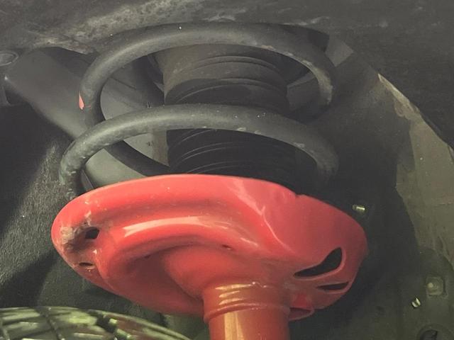 ＲＡＶ４ ハイブリッドアドベンチャー　オフロードパッケージＩＩ　１０．５型ディスプレイオーディオ　全周囲カメラ　寒冷地仕様　衝突軽減　ＡＣ１００Ｖ電源　レーダークルーズ　シートベンチレーション　パワーシート　コーナーセンサー　ＬＥＤヘッド　ＥＴＣ　合皮シート（20枚目）